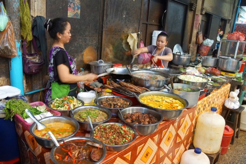 500 x 333 Busy market Siem Reap Cambodia