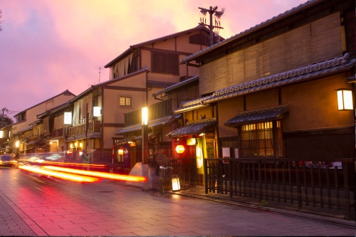 500 x 333 Gion district Kyoto Japan