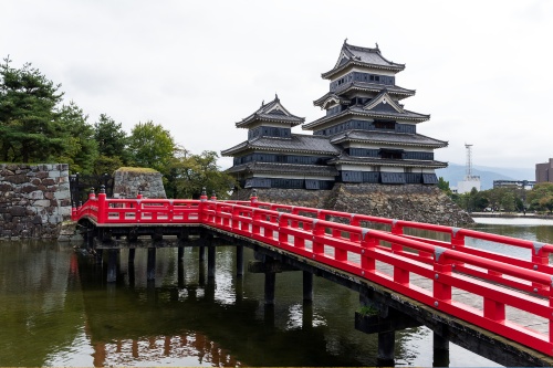 500 x 333 Matsumoto castle Japan