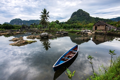 500 x 333 Rammang Rammang Makassar Sulawesi