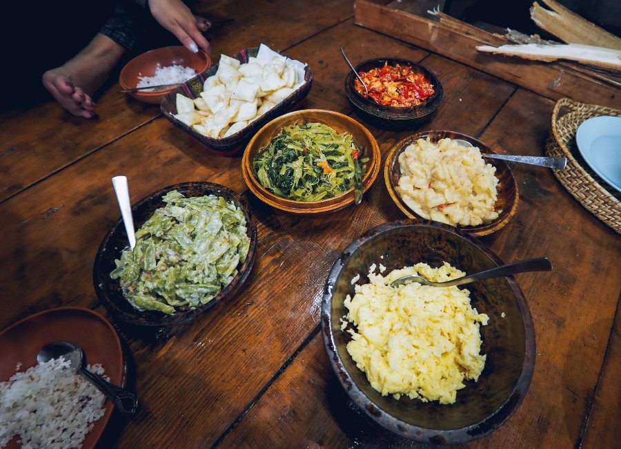 A typical Bhutanese lunch