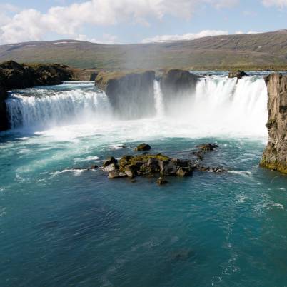 Godafoss Falls 402x402