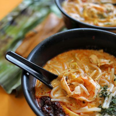 Laksa, Singapore