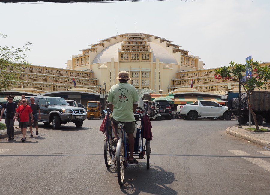 Phnom Penh architecture tour