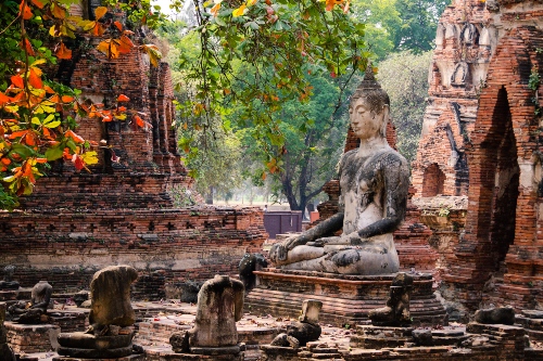 Temple ruins Ayutthaya